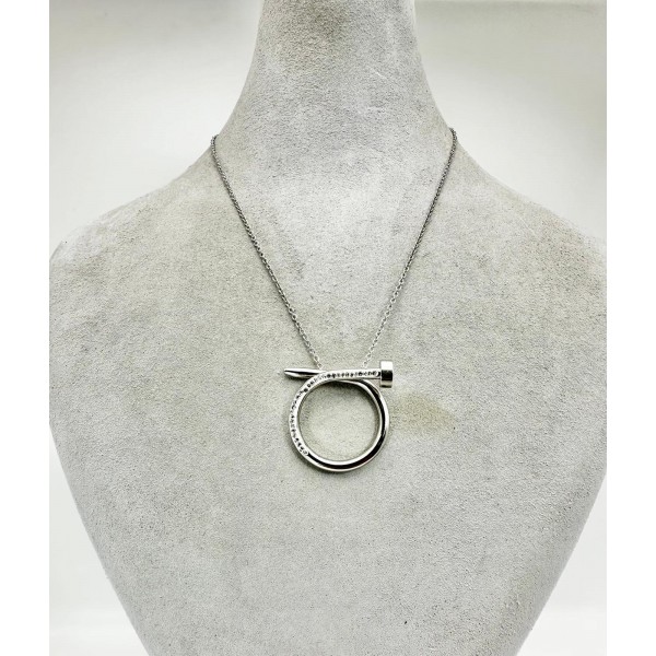 Gümüş Çivi Modelli Kolye Gümüş Çivi Modelli Kolye